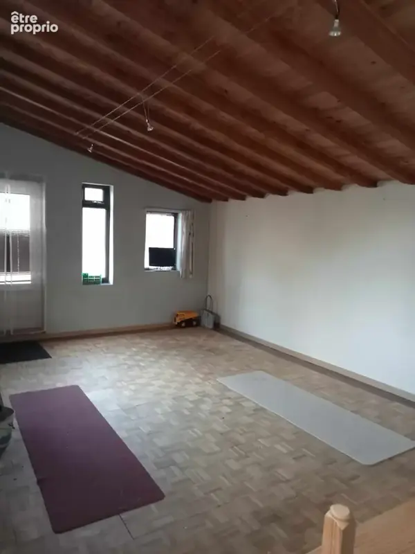 Opportunité rare de trois propriétés séparées en une ; idéal pour vivre et louer - photo 23