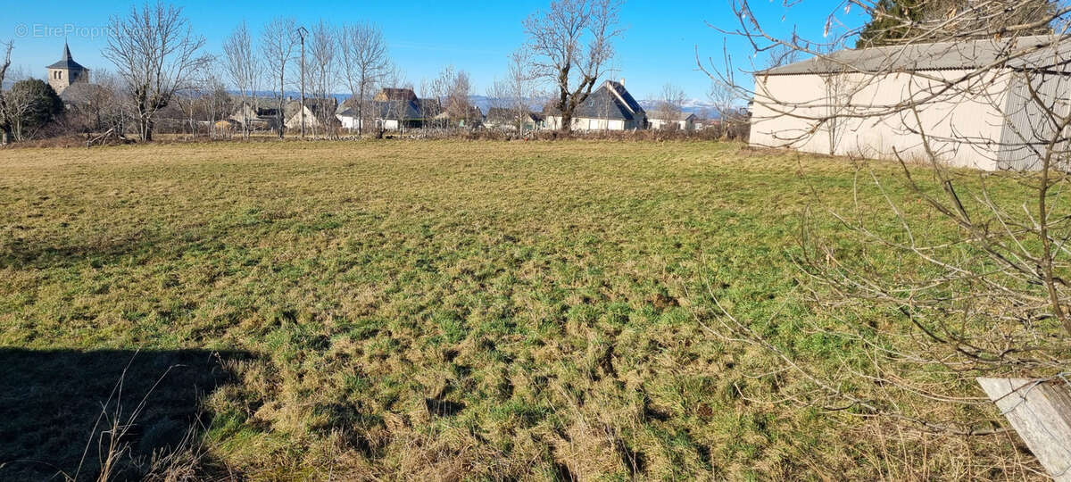 Terrain à GRAISSAC
