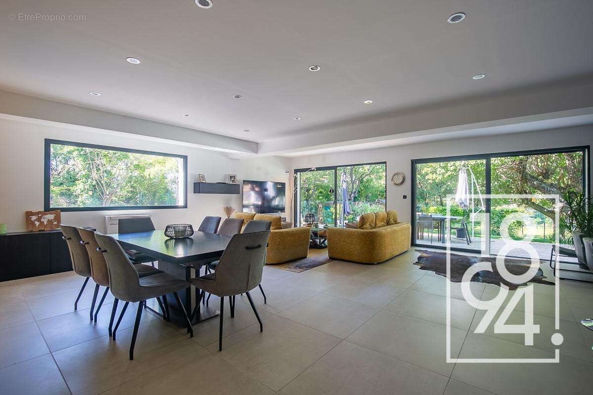 Maison à AIX-EN-PROVENCE