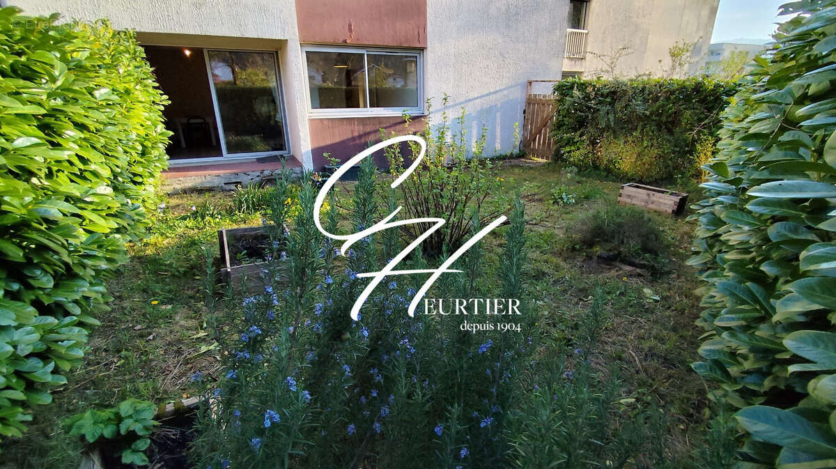 Appartement à MEYLAN