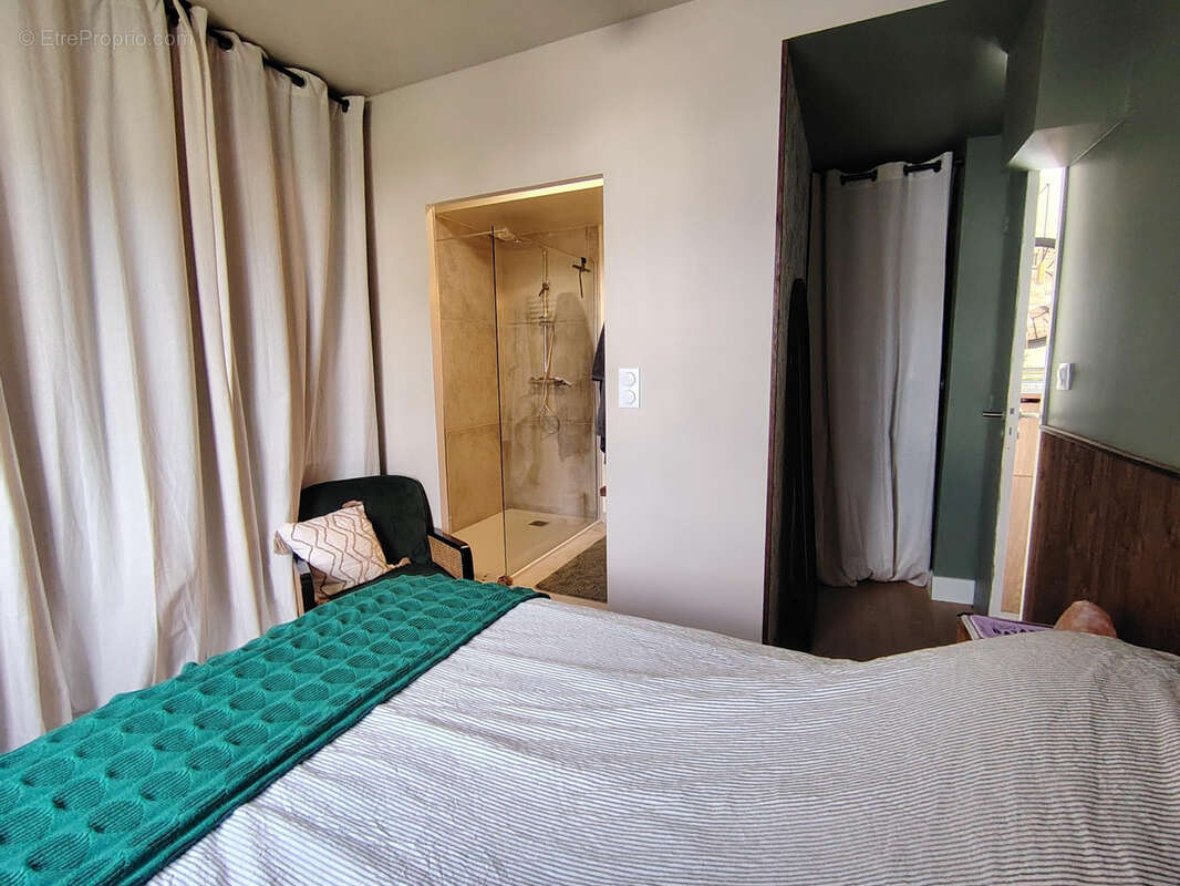 Maison à LA TURBALLE