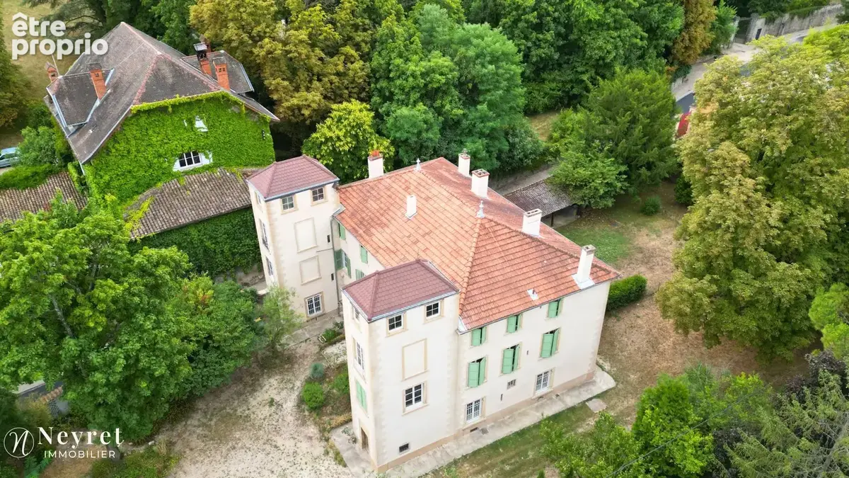 Opportunité à saisir dans une maison de maître de 6 lots sur les hauteurs de Vernaison , un T3 de 59,63 m2 - photo 1