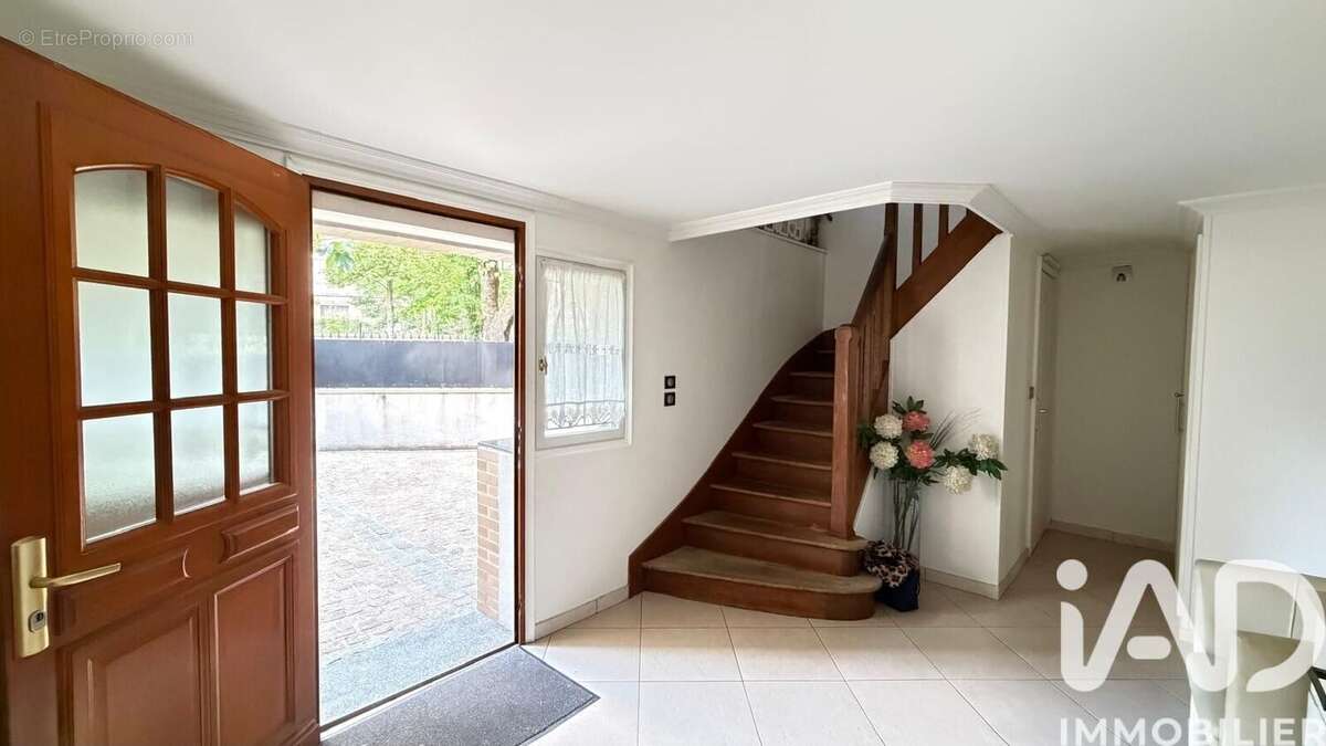 Photo 3 - Maison à ARGENTEUIL