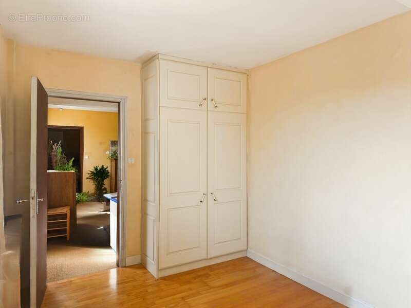 Maison à MONTESQUIOU