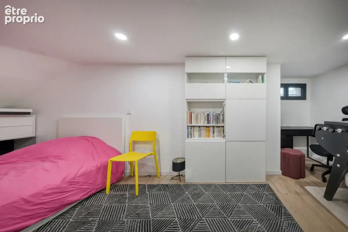 Maison  atypique sur 3 niveaux - 3 chambres - jardin - - photo 20