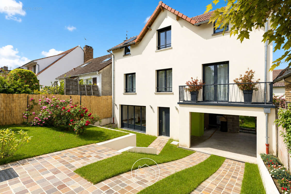 Maison à VIROFLAY