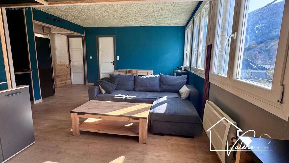 Photo 2 - Appartement à MASSIAC