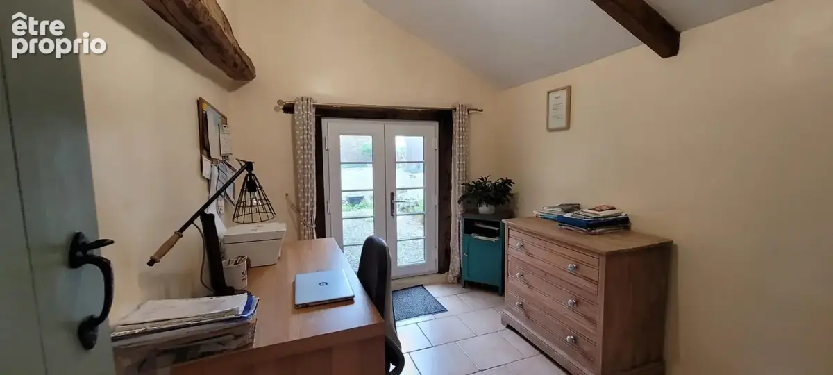 Charmant corps de ferme rénové avec gîtes, piscine et dépend - photo 12