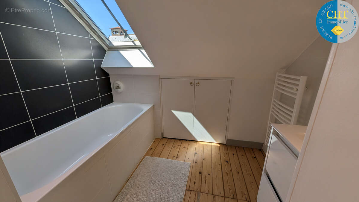 Villa de 250m2 à acheter avec 8 pièces à Rennes - photo 27