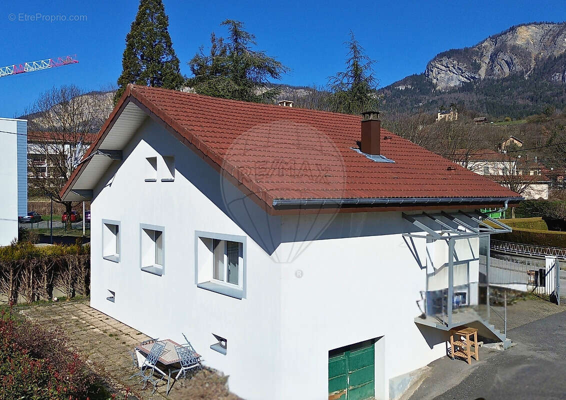 Maison à BONNEVILLE