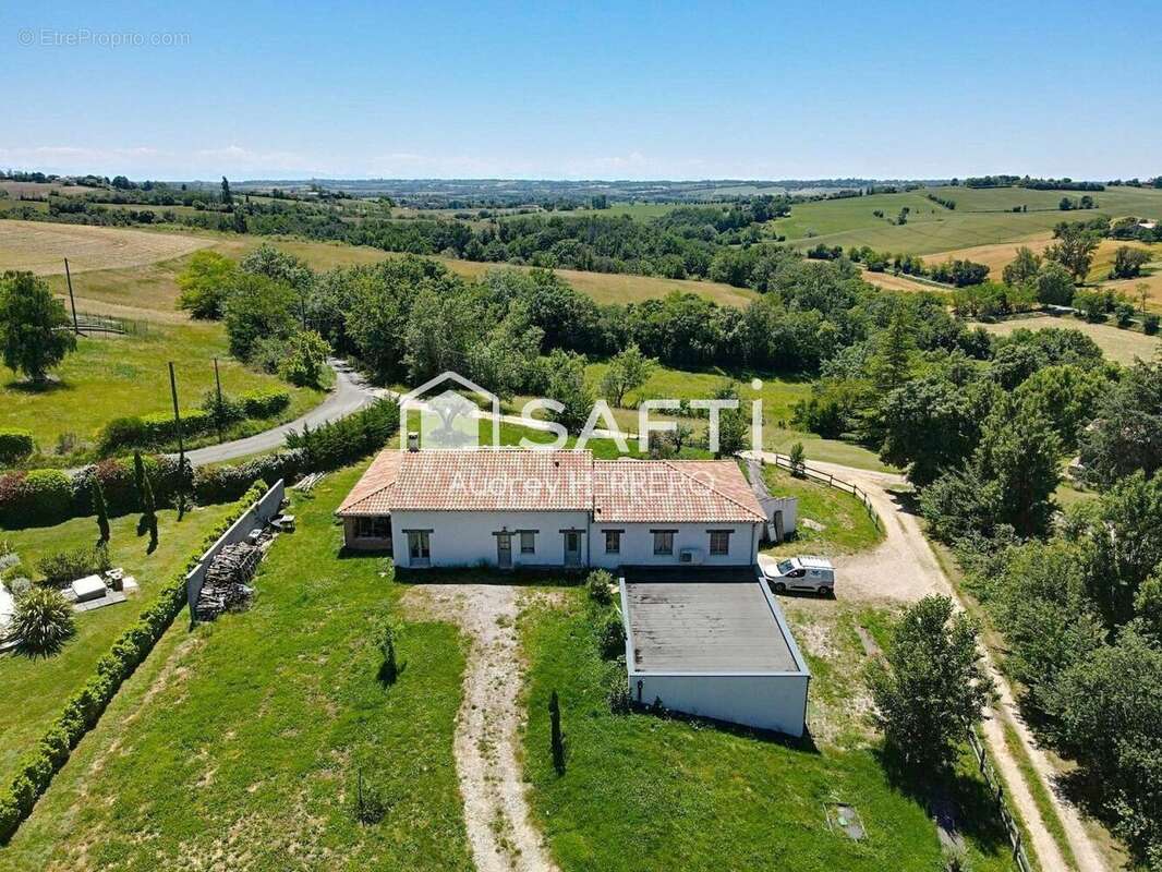 Photo 2 - Maison à LAVAUR