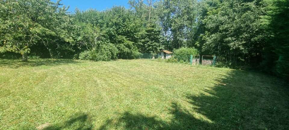 Terrain 900 m² à Montluel  - photo 3