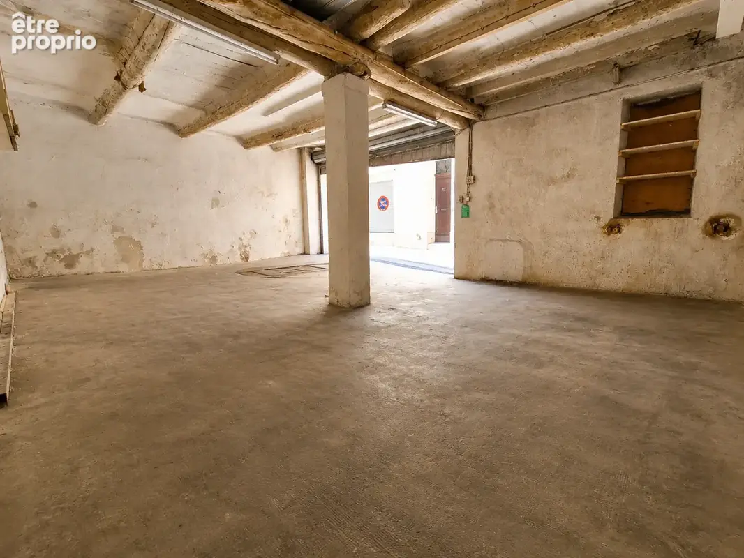 RARE À LA VENTE   Garage + Local attenant   63 m2 - photo 2
