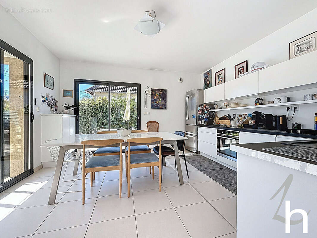 Maison à OUISTREHAM