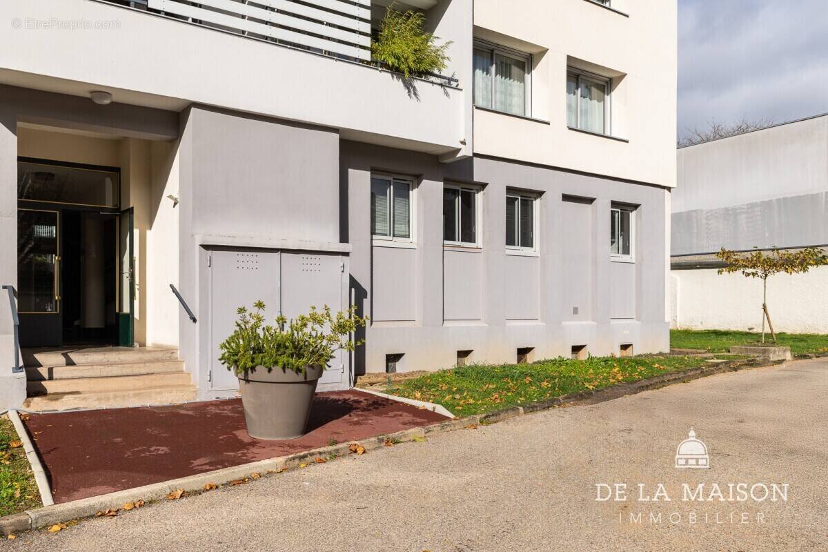 Appartement à LYON-8E