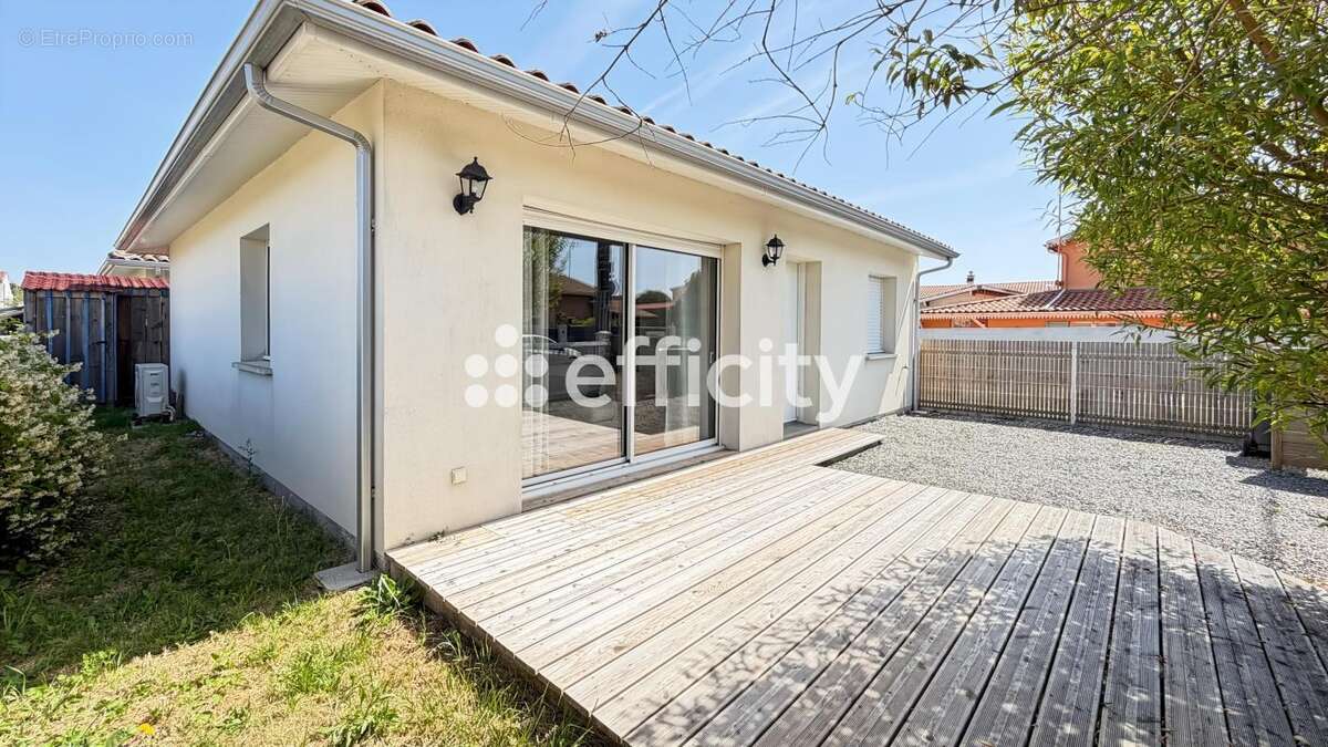 Maison à GUJAN-MESTRAS