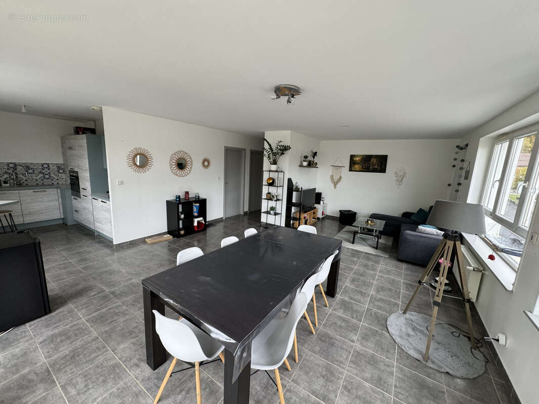 Appartement à MAICHE