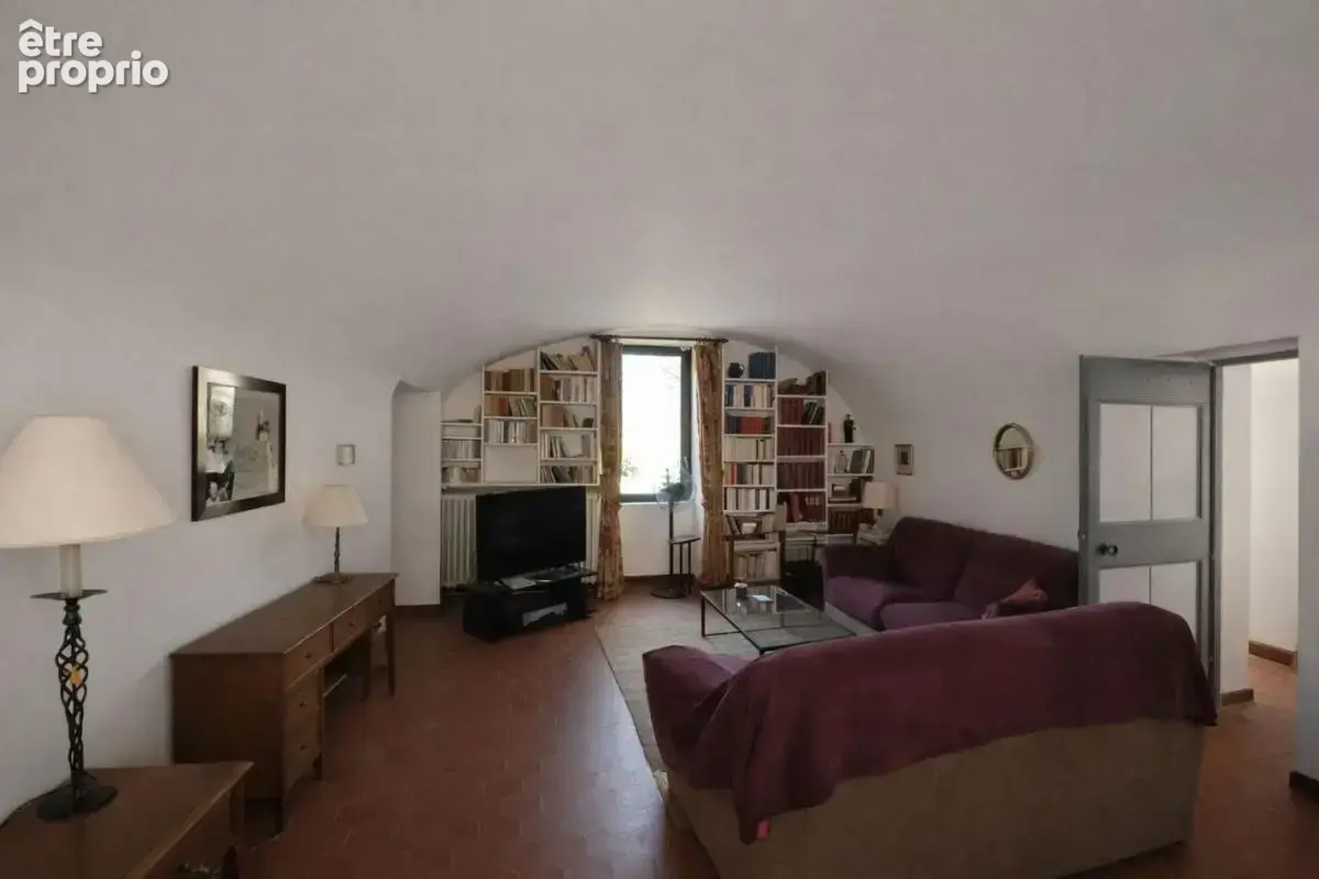 Maison 8 pièces 249 m² à vendre à Saint-Jean-De-Maruejols-Et-Avejan (30430) - photo 4