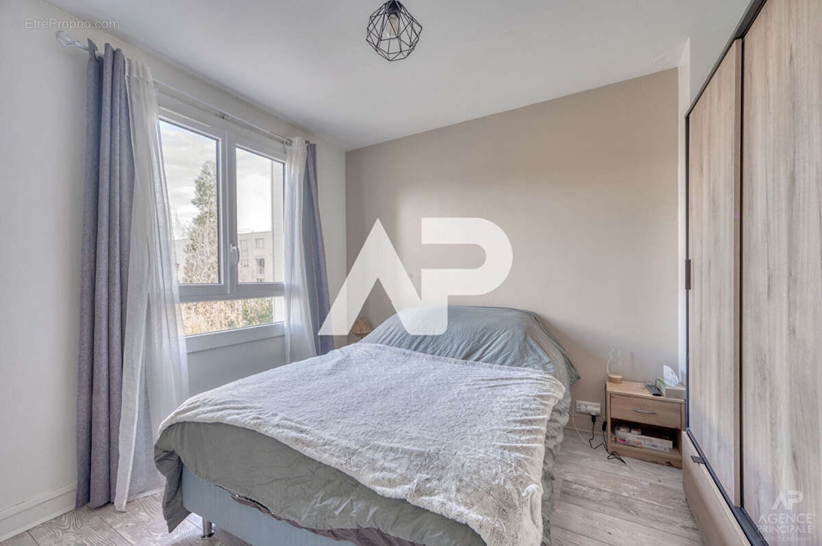 Appartement à RUEIL-MALMAISON