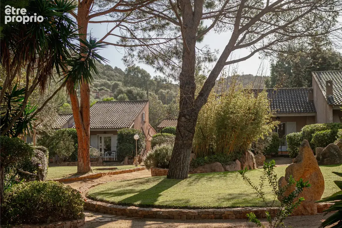 Palombaggia   N12 : Charmante mini-villa de plain-pied entièrement rénovée au sein d’une résidence sécurisée a - photo 16