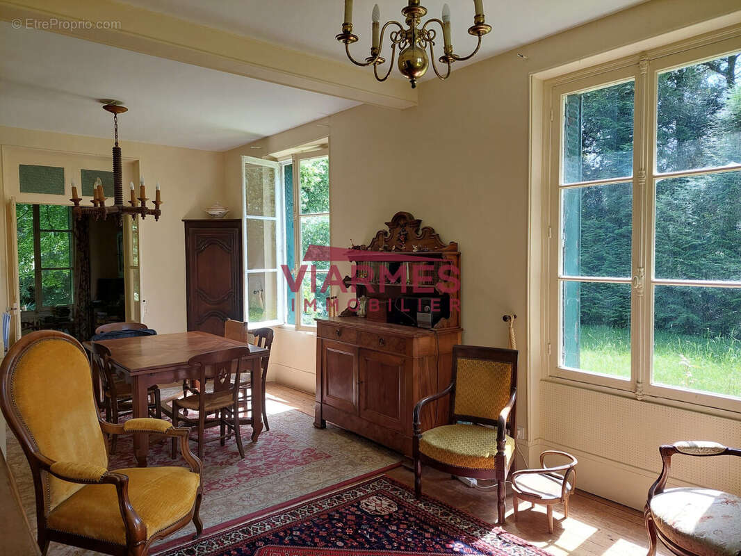 Maison à VIARMES