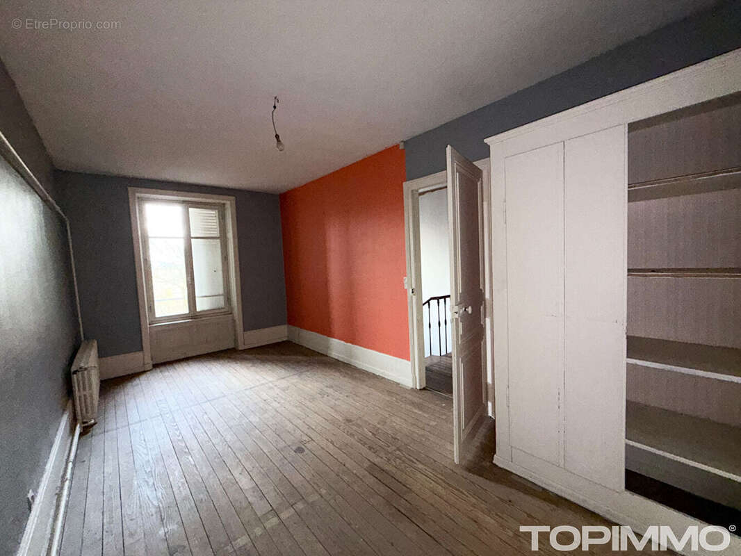 Immeuble de rapport - 160 m2 - Bruyères - photo 5