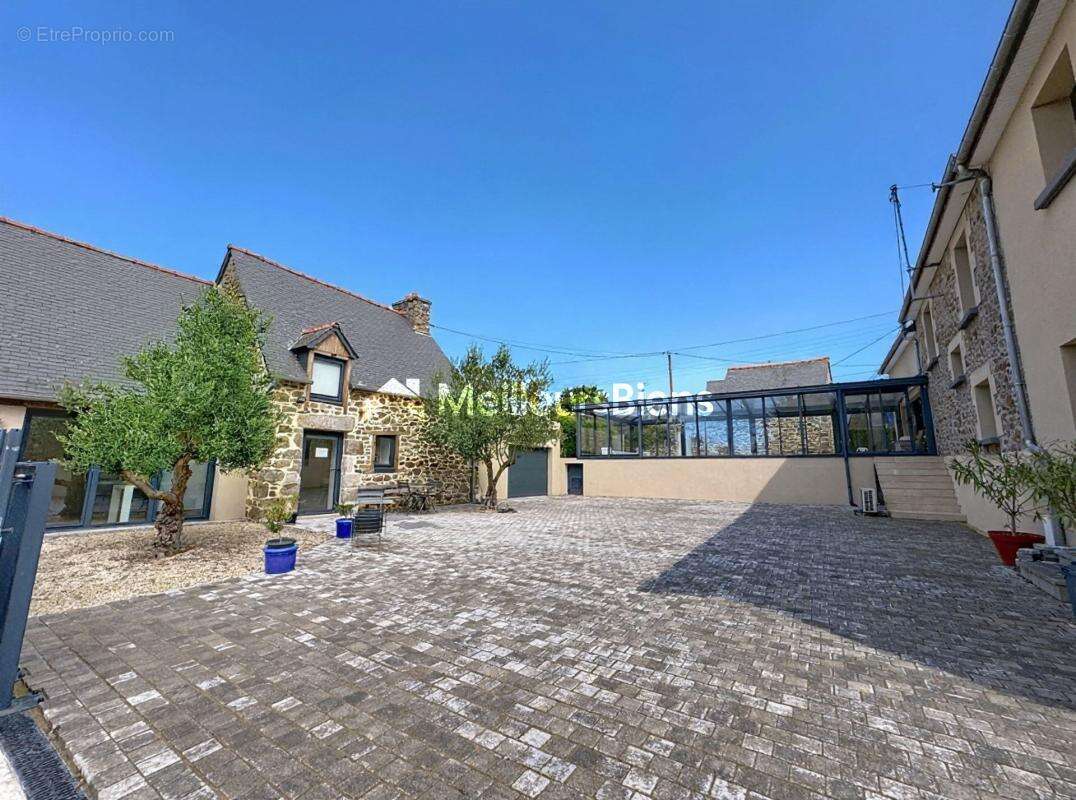 Villa d'exception 340 m2 - Piscine chauffée - Gîte - photo 25