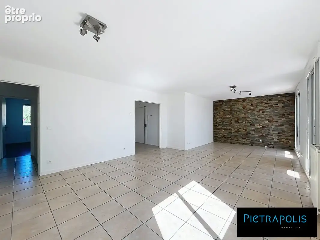 Appartement 4 pièces 100 m² à vendre à Caluire-Et-Cuire (69300) - photo 3