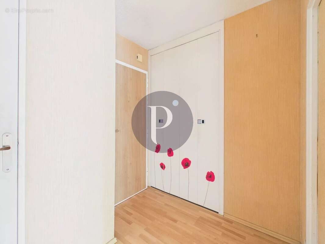 Appartement à VERRIERES-LE-BUISSON