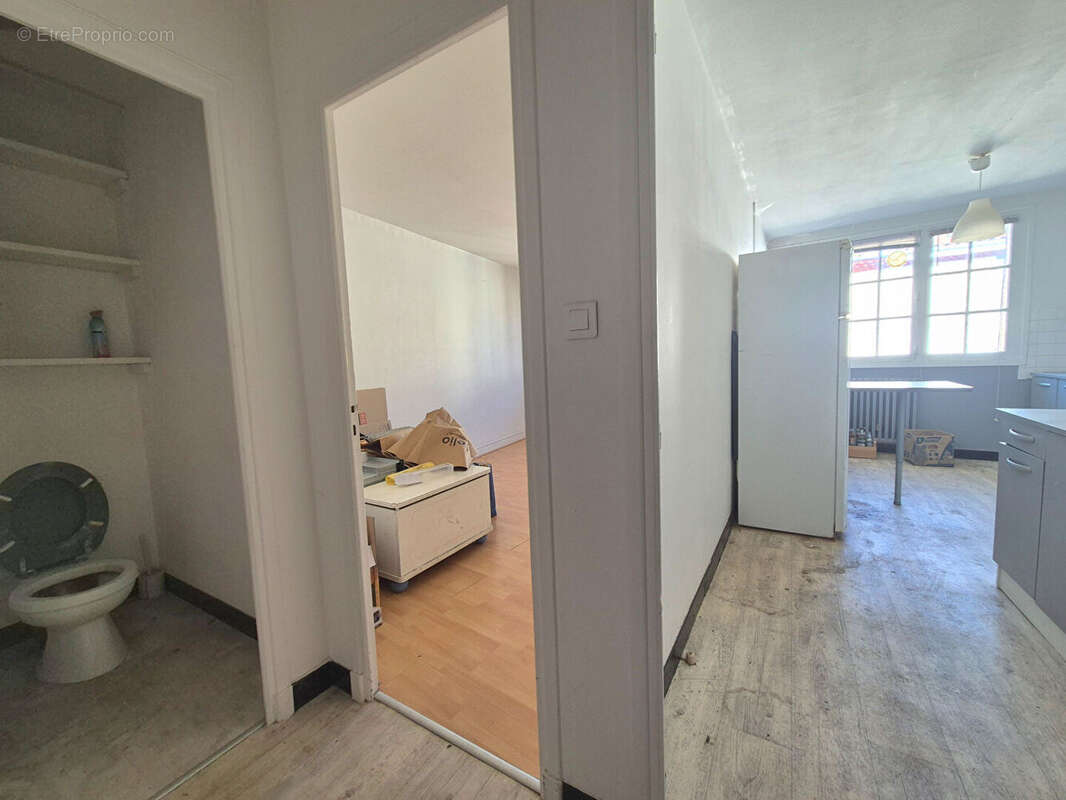 PONT-DU-CHÂTEAU / Centre bourg immeuble de rapport à vendre, belle opportunité ! - photo 15