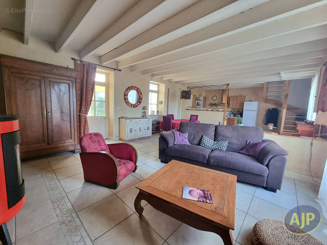 Maison à SAINT-PHILBERT-DE-GRAND-LIEU