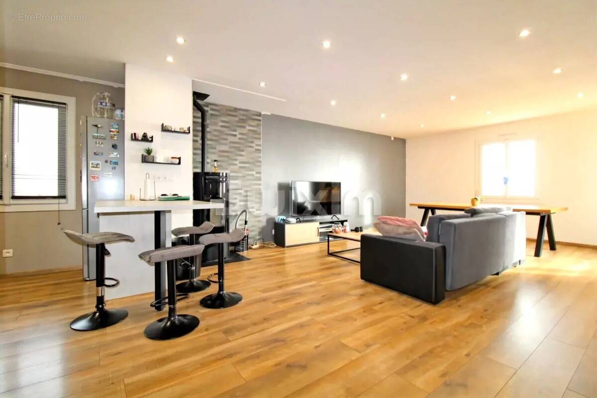 Maison à LA RIXOUSE