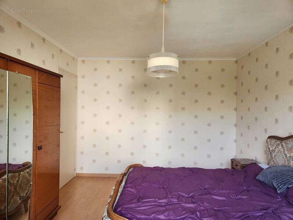Maison avec fort potentiel - Deux espaces de vie - Grenier - photo 7