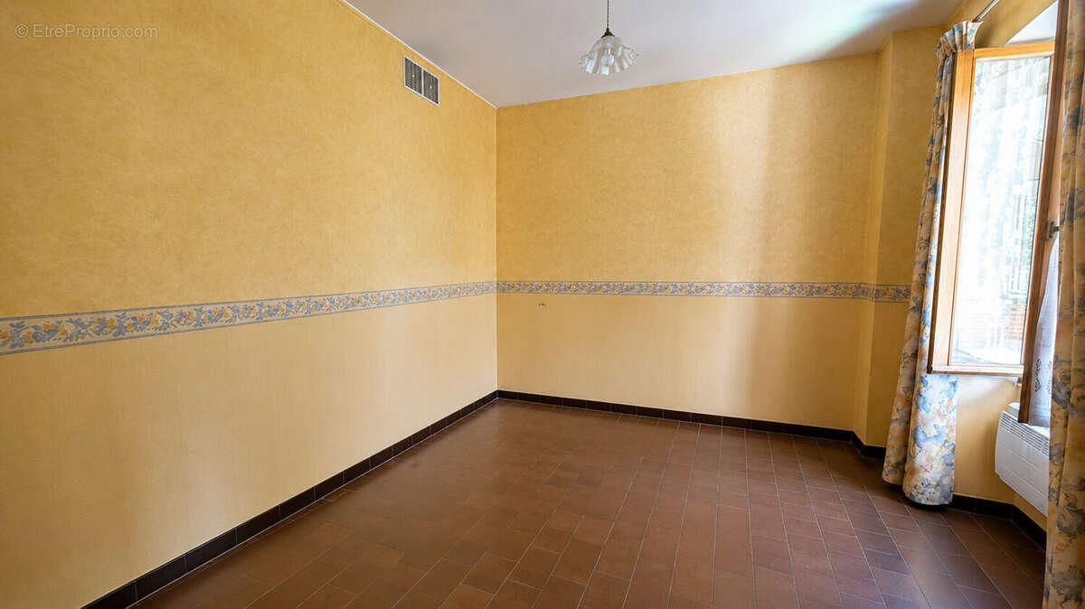 Maison 72 m² à Ormes  - photo 4