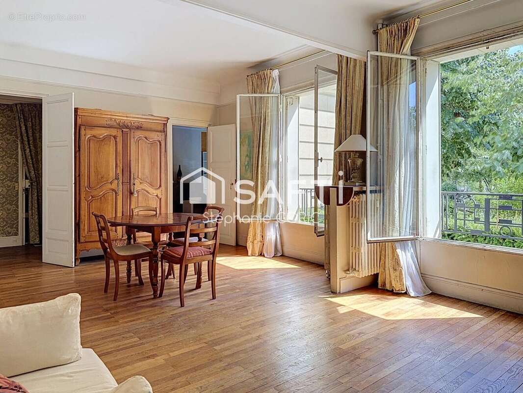 Photo 3 - Appartement à PARIS-16E