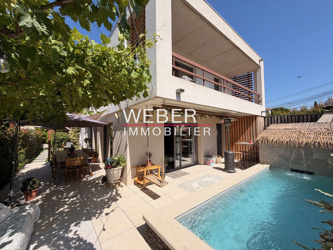 SAINTE ANNE D'EVENOS - Maison 140 m2 - T2 - Piscine - photo 3