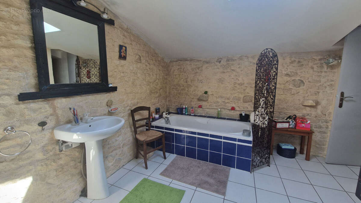 Maison à SAINT-GELAIS