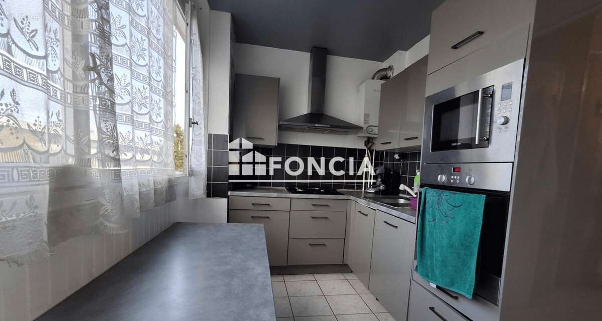 Appartement à VILLIERS-LE-BEL