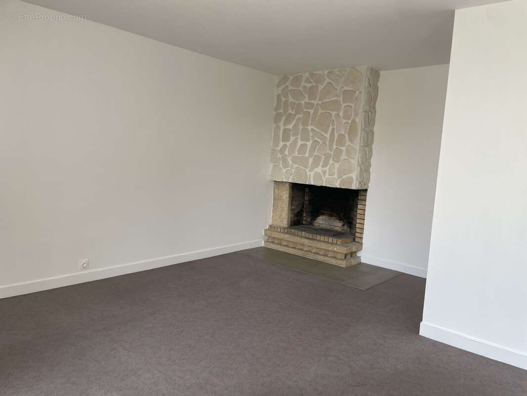 Appartement à COLOMBES