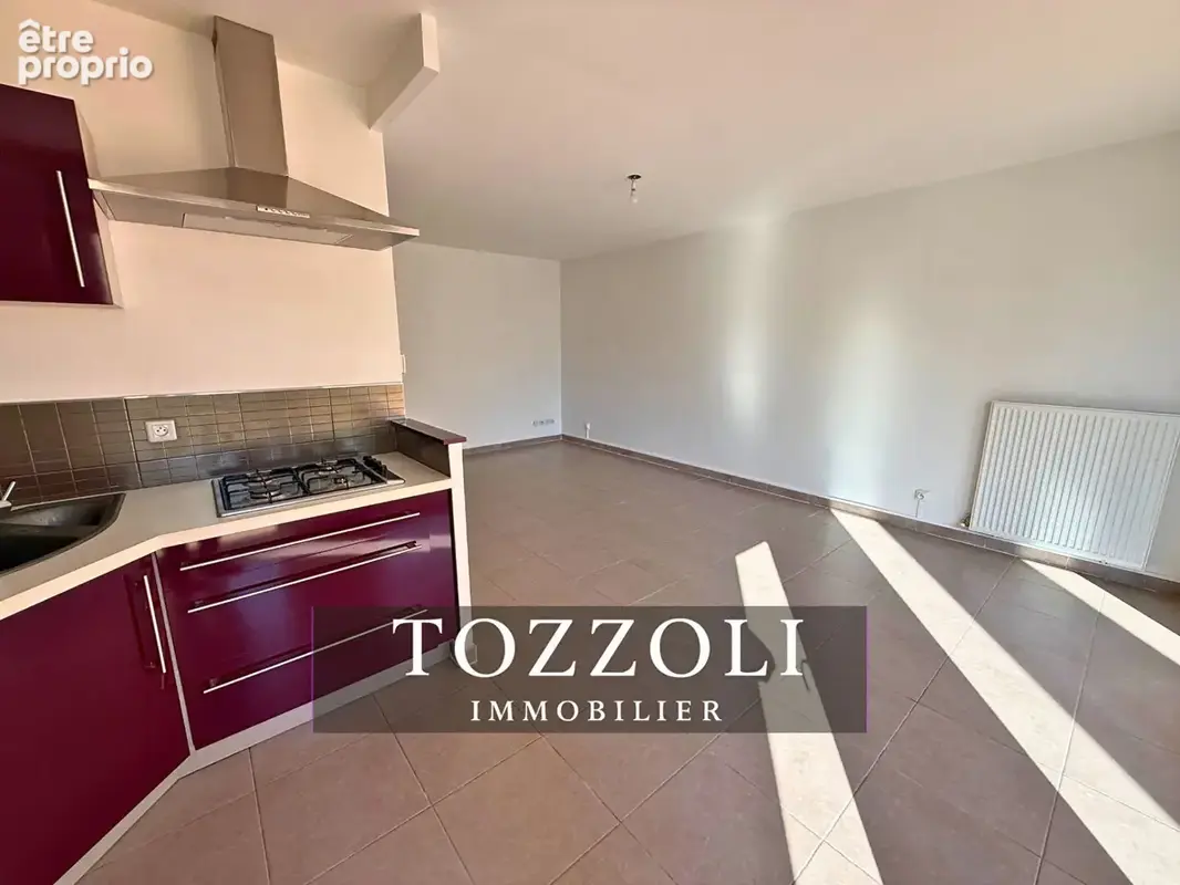 Appartement à Saint Jean De Bournay 2 pièces 47 m2 + 38 m2 de terrasse - photo 5