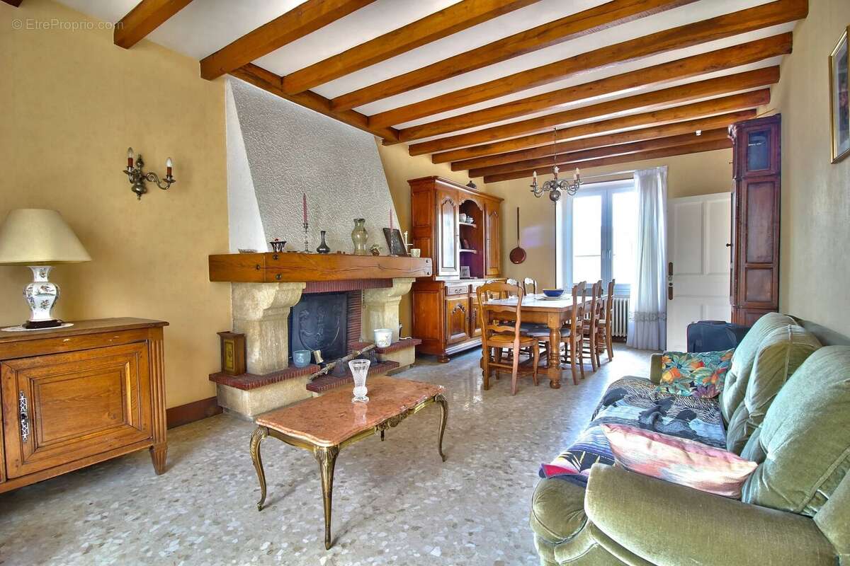 Maison à BLIGNY-LE-SEC