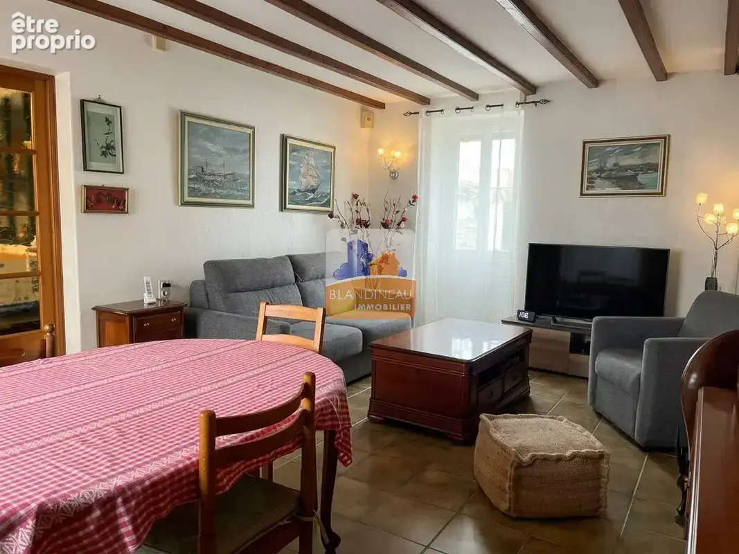 Bouguenais les couets, maison de 121 m² hab, 4 ch, bureau, garage, jardin - photo 1