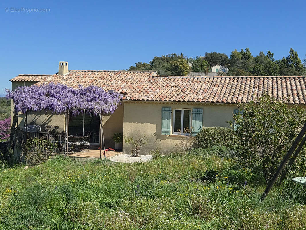 Maison à PLAN-DE-LA-TOUR