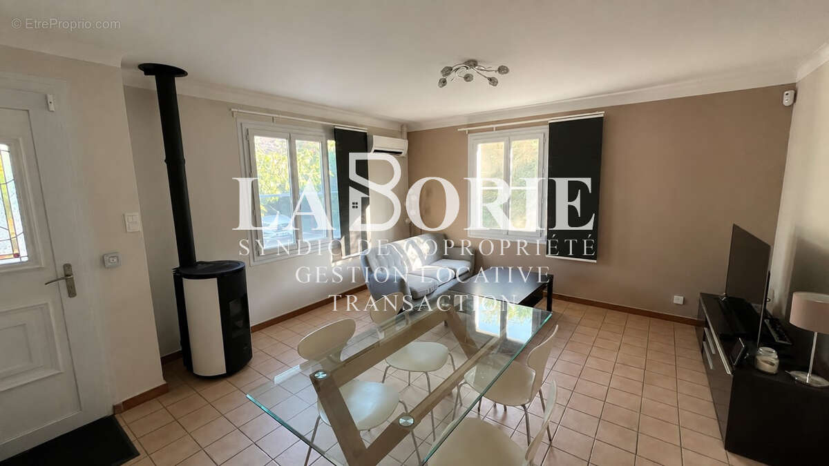 À Vedène, maison T4 plain-pied de 108 m - photo 5