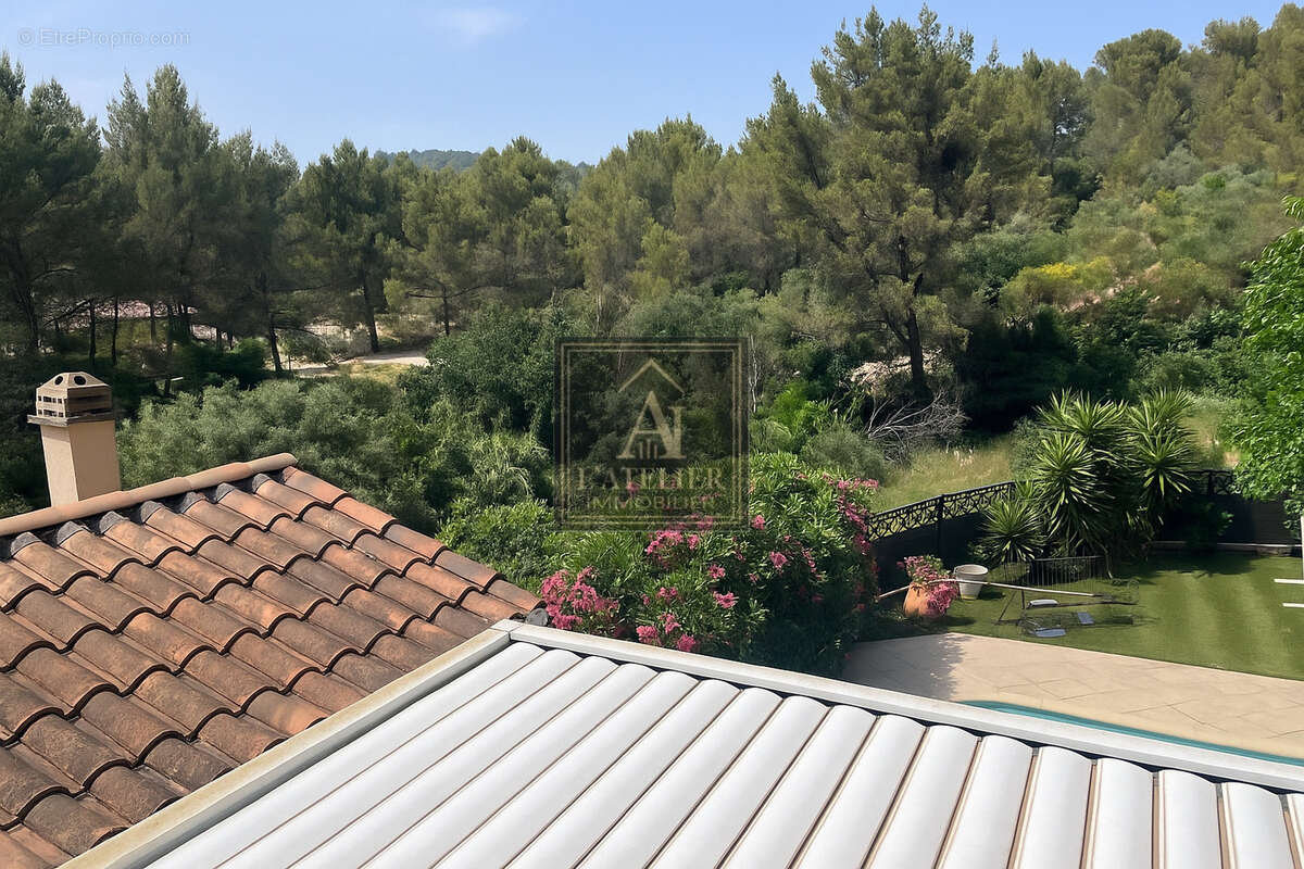 Maison à SOLLIES-TOUCAS