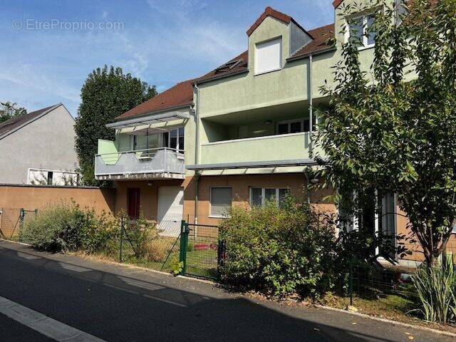 Appartement à CESSON