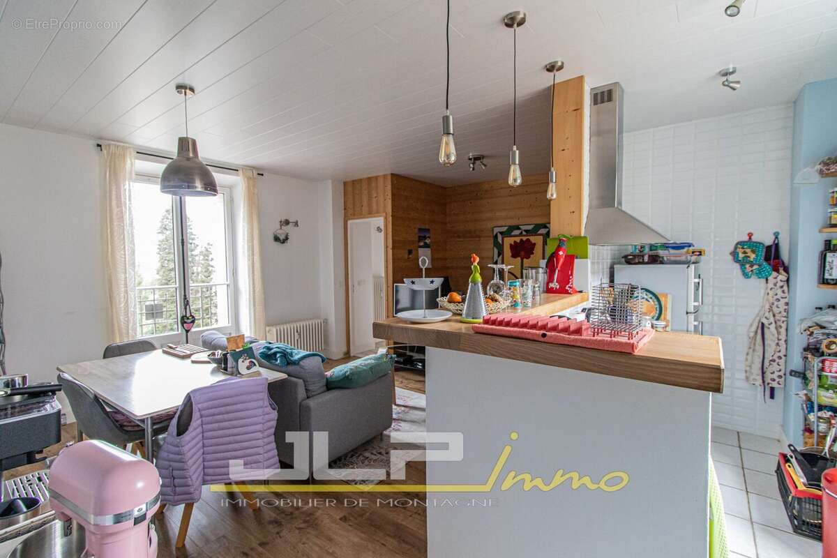 Appartement à SAINT-GERVAIS-LES-BAINS