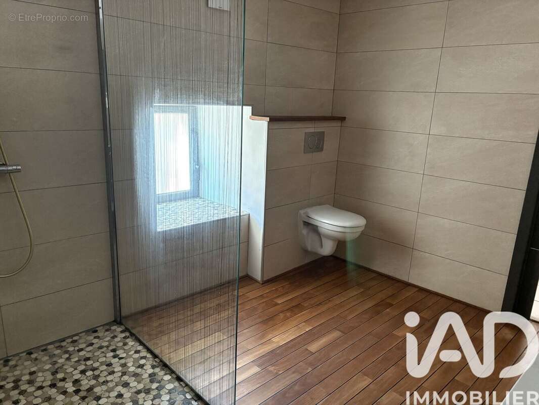 Maison 157 m² à Clamerey  - photo 8