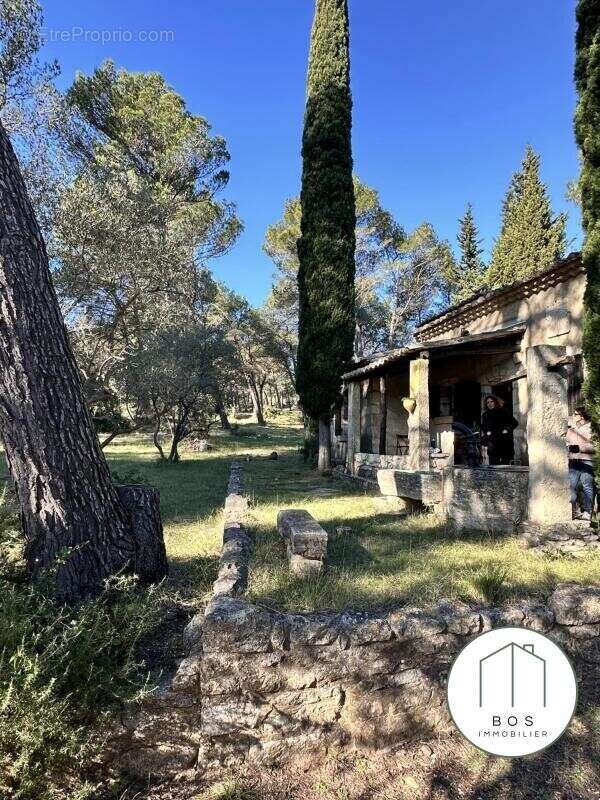 Maison à SAINT-ETIENNE-DU-GRES