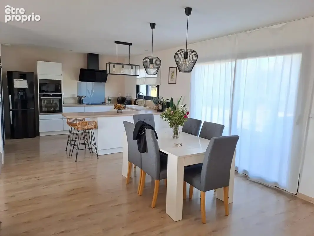 Superbe Villa récente T4 avec piscine et garage - photo 6
